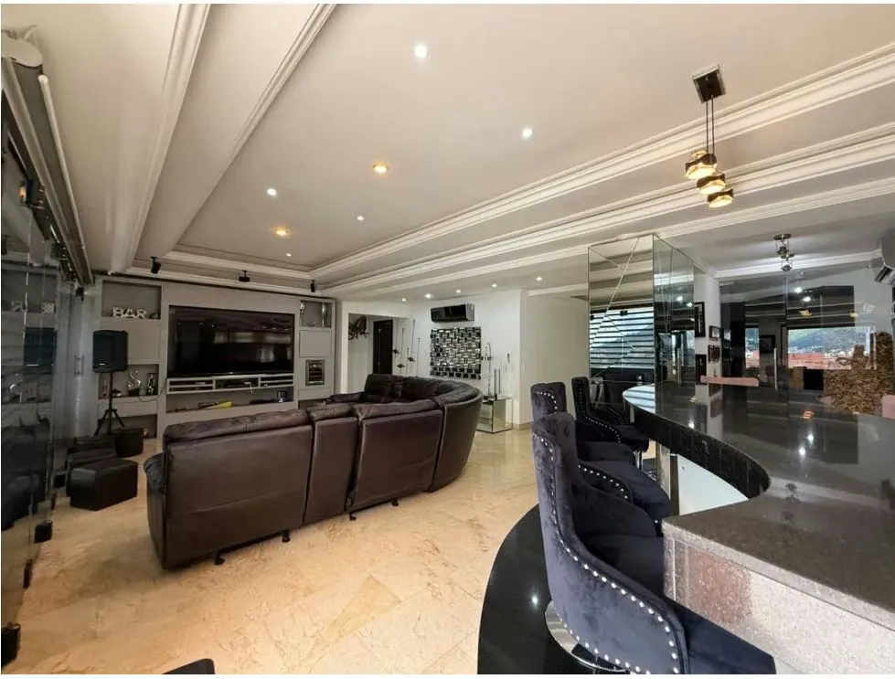 Se vende PH Triplex 500m2 5H+S/5.5B+S/4P La Castellana - 5