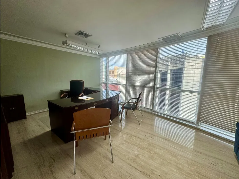 Se alquila oficina 64m2 El Rosal 9234 - 6