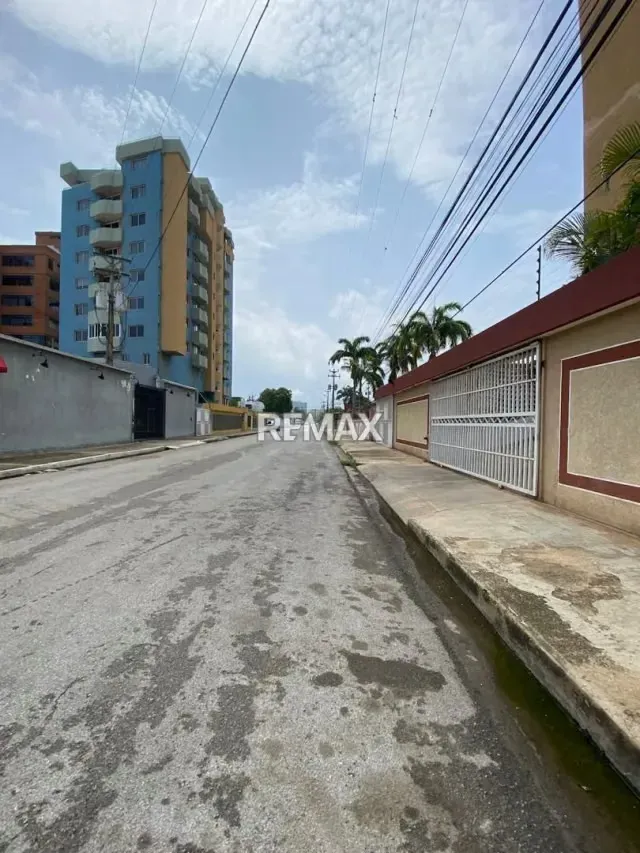 En Venta Pent House de Lujo con Terraza y Vista al Mar | Playa Mansa, Lechería - 15