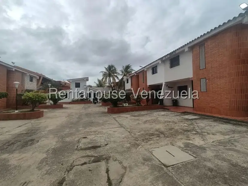Townhouse (Duplex) en Venta en Flamingo, Falcon