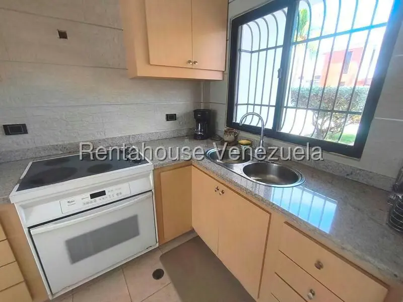 Townhouse (Duplex) en Venta en Flamingo, Falcon - 7