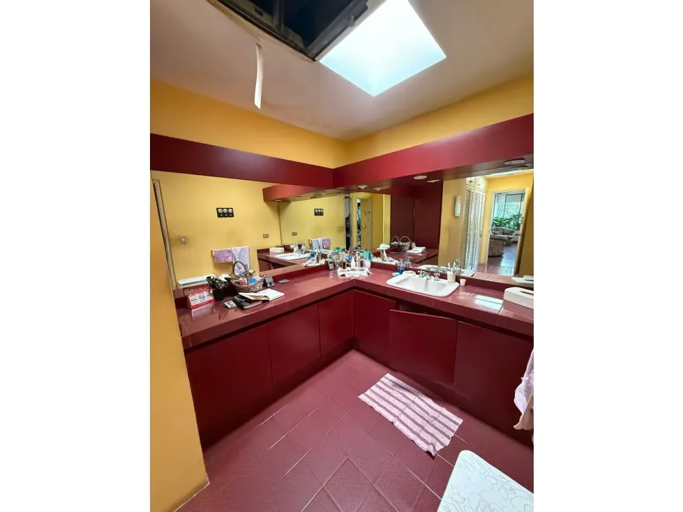 Casa para proyecto de remodelación en La Floresta - 11