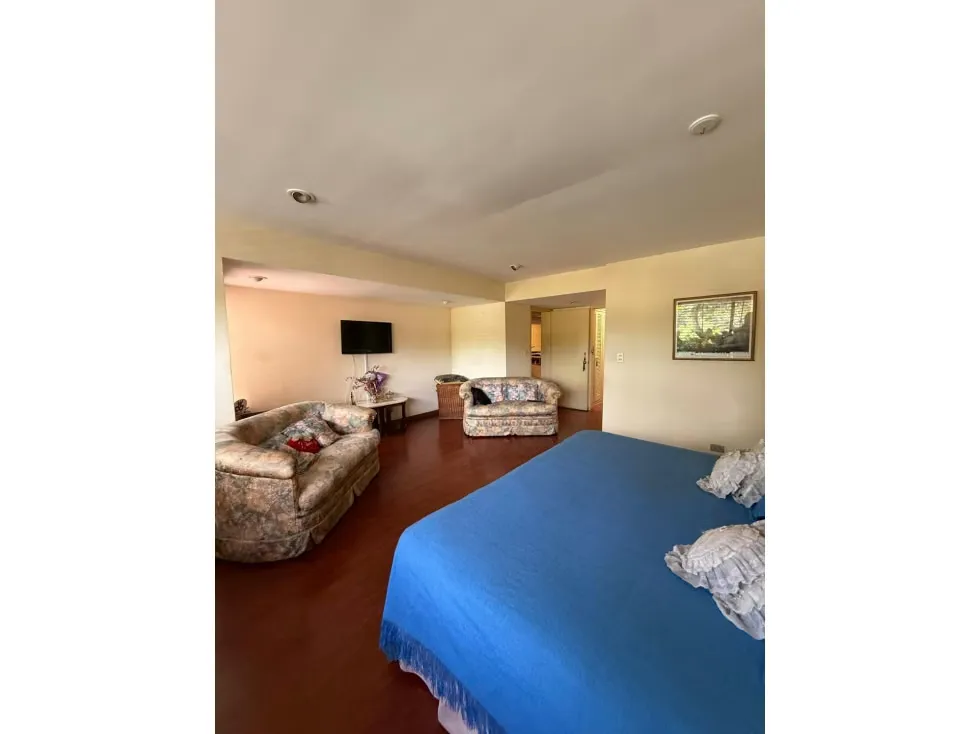 Casa para proyecto de remodelación en La Floresta - 10