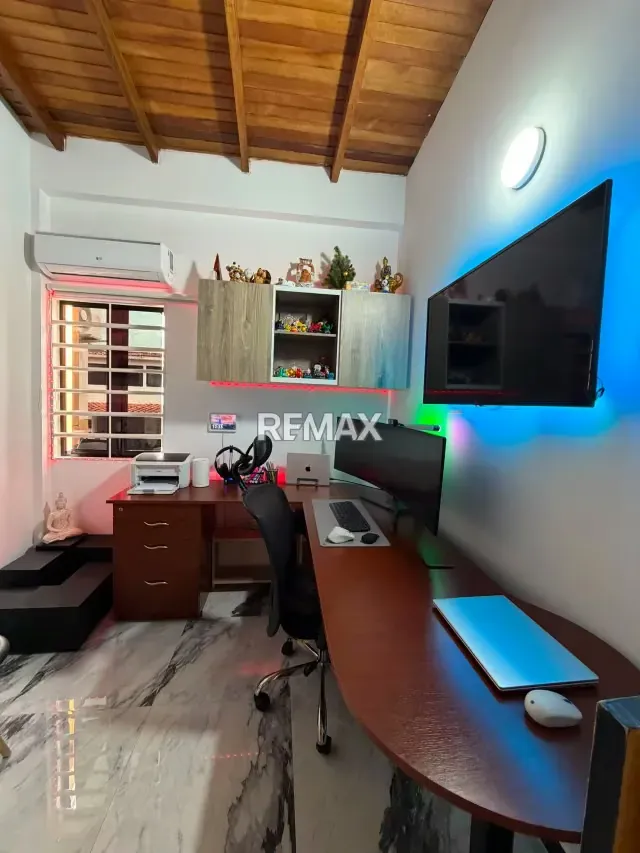 Casa. Venta. Pueblo Nuevo - 10