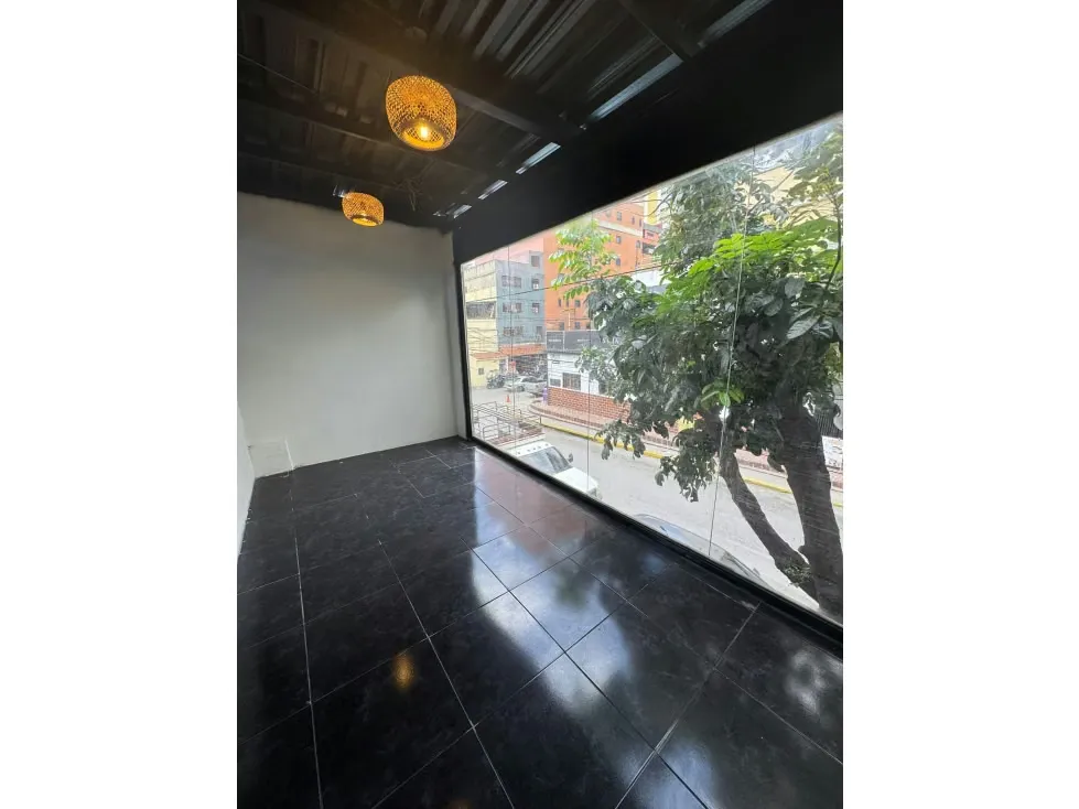 ALQUILER CASA COMERCIAL CATIA 80mts - 8