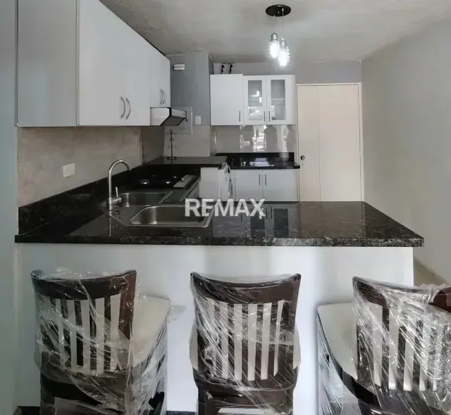 Alquilo Apartamento 1 Hab más estudio 2 baños amoblado el encantado - 4