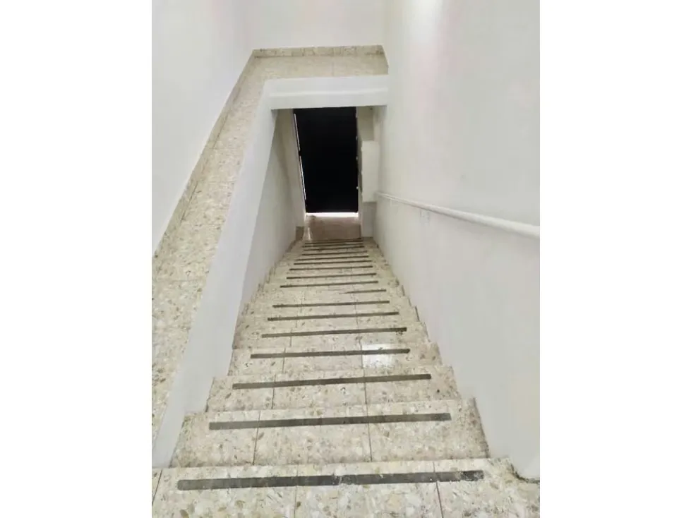 Se vende edificio + local 255m2 Chacao - 19