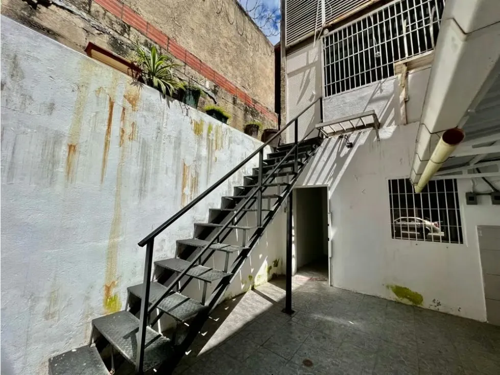 Se vende edificio + local 255m2 Chacao - 3