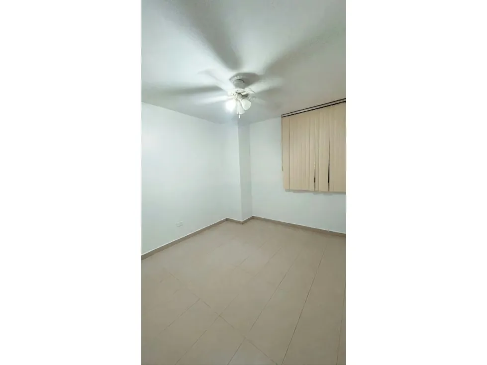 Vendo apartamento para remodelar 323m2 La Alameda 2900 - 12