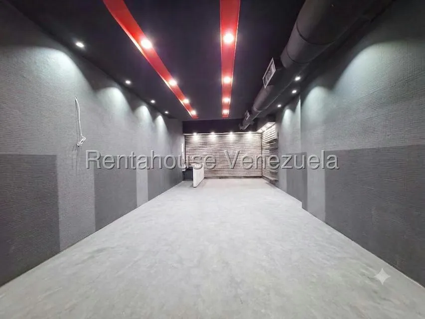Local Comercial en Alquiler en Los Dos Caminos, Distrito Metropolitano - 9