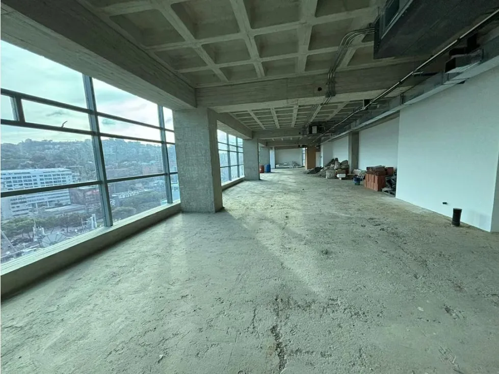 Se vende oficina 353m² Las Mercedes - 2