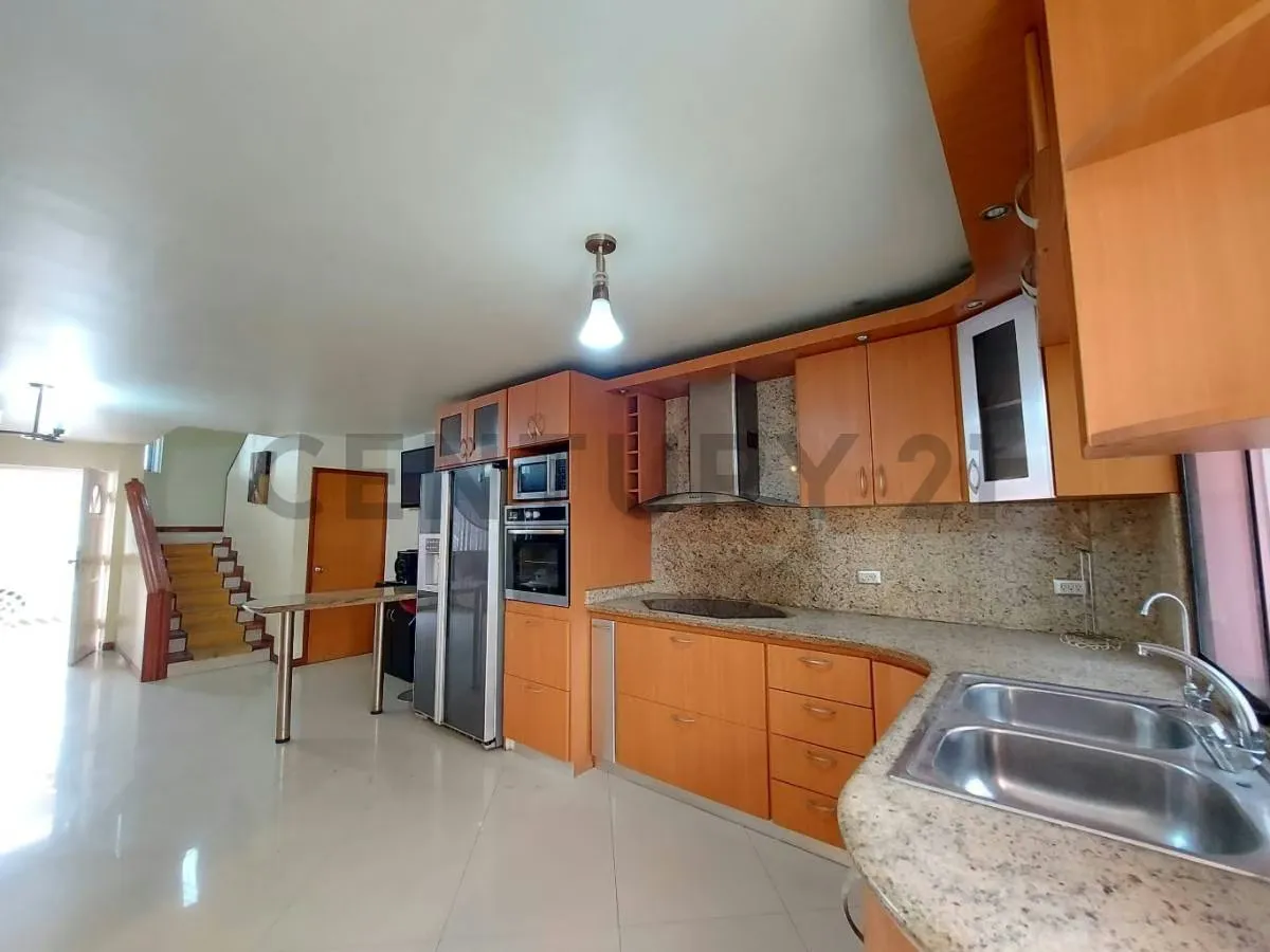 Amplia Casa en C.R Bosques del Ingenio lista para ti - 4