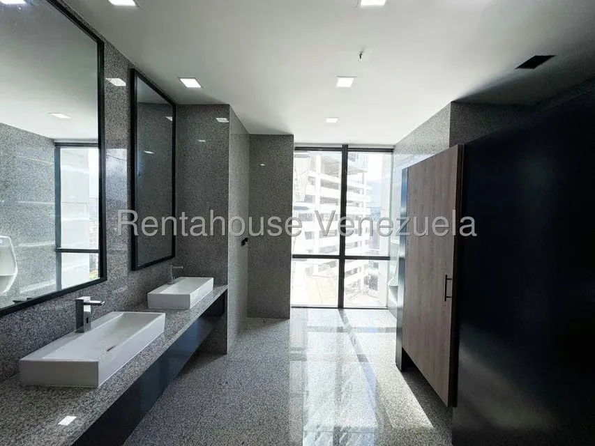 Oficina en Alquiler en Las Mercedes, Distrito Metropolitano - 25