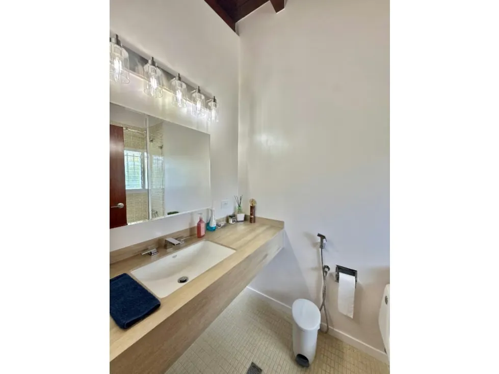 Se vende/alquila casa 1018 m2 Los Chorros - 18