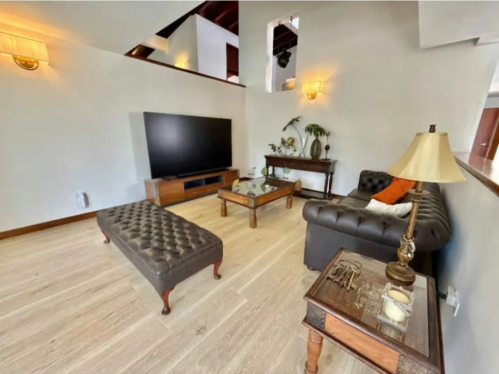 Se vende/alquila casa 1018 m2 Los Chorros - 7