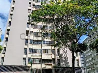 G/F VENTA APARTAMENTO LA URBINA