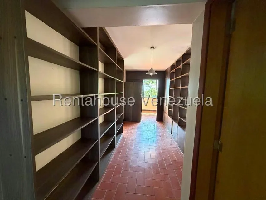 Apartamento (1 Nivel) en Venta en Colinas de Bello Monte, Distrito Metropolitano - 11