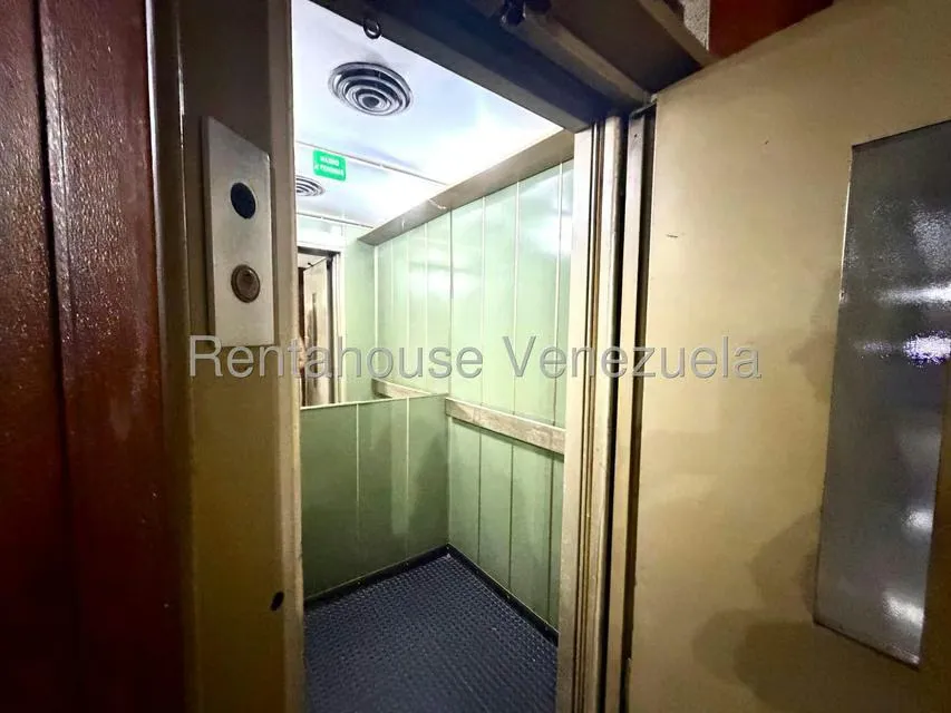 Apartamento (1 Nivel) en Venta en El Cafetal, Distrito Metropolitano - 4