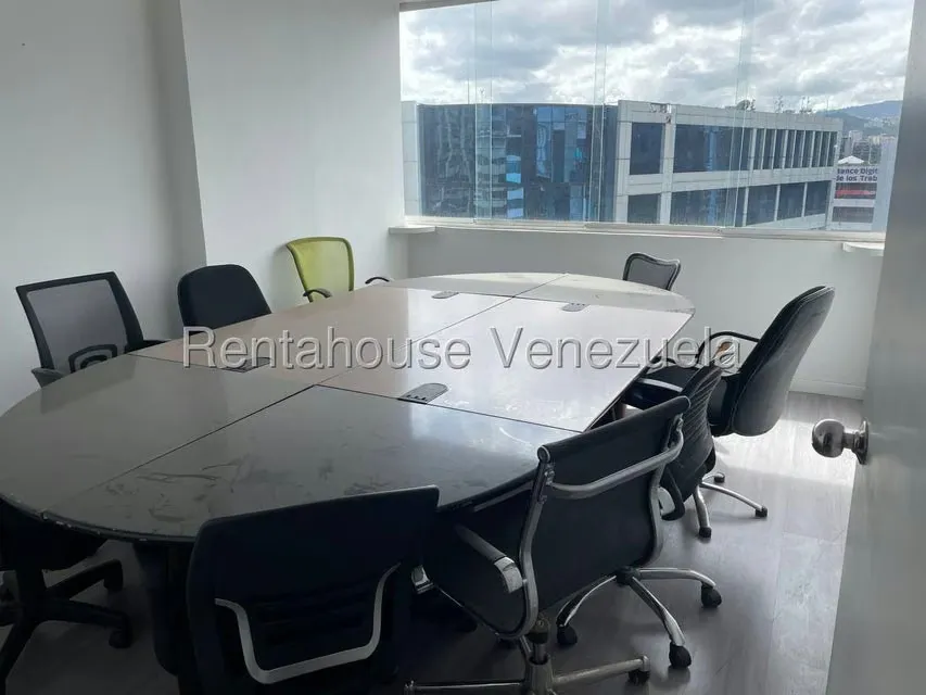 Oficina en Alquiler en El Rosal, Distrito Metropolitano - 2