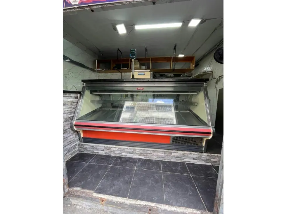 VENTA DE LOCAL Y FONDO DE COMERCIO EN LA PARROQUIA SAN JUAN - 4