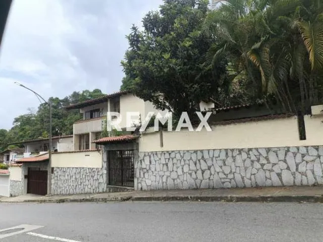 Santa Paula Vendo Casa 630m2 Amplio Jardín