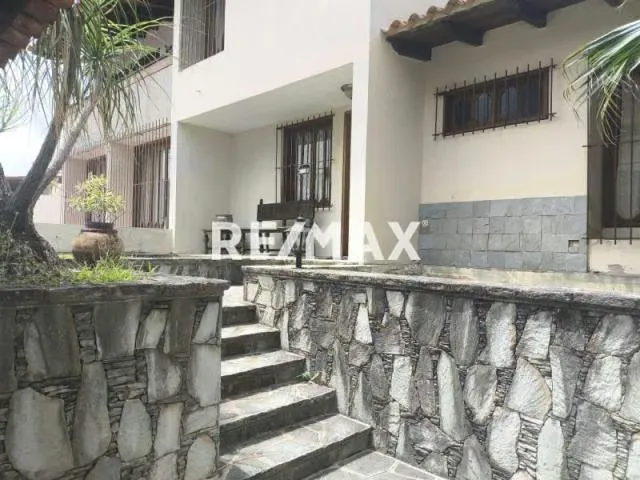 Santa Paula Vendo Casa 630m2 Amplio Jardín - 2