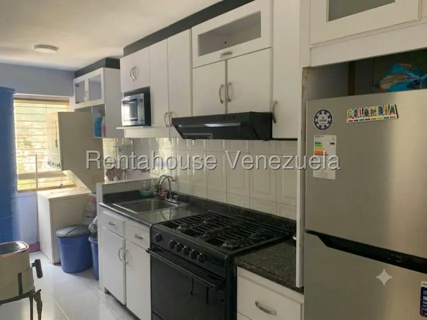 Apartamento (1 Nivel) en Alquiler en El Paraiso, Distrito Metropolitano - 12