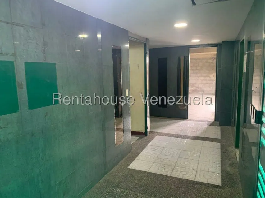 Apartamento (1 Nivel) en Alquiler en El Paraiso, Distrito Metropolitano - 3