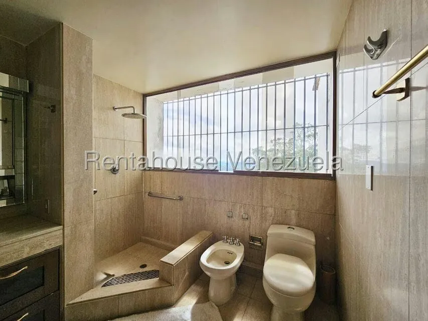 Casa (Multipes Niveles) en Venta en La Lagunita Country Club, Distrito Metropolitano - 58