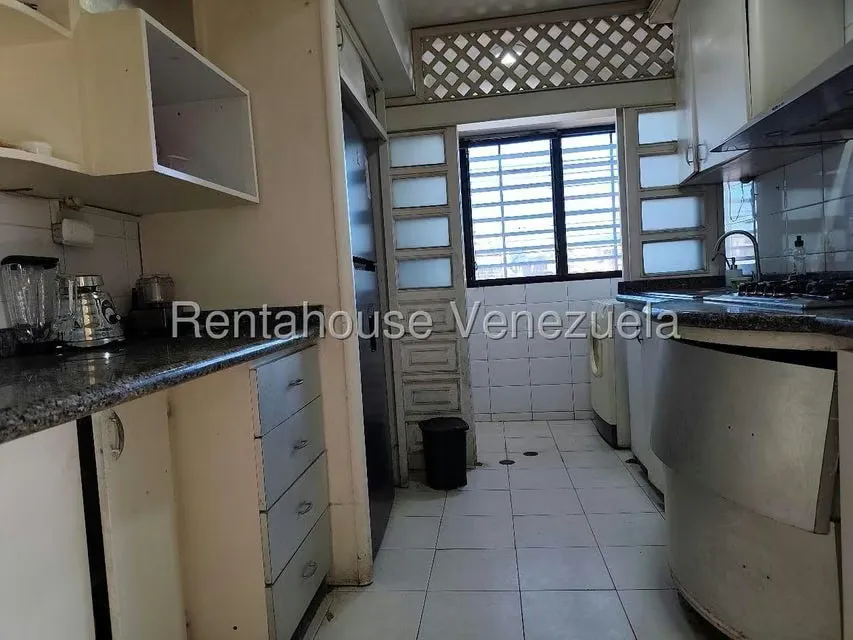 Apartamento (1 Nivel) en Alquiler en El Rosal, Distrito Metropolitano - 15