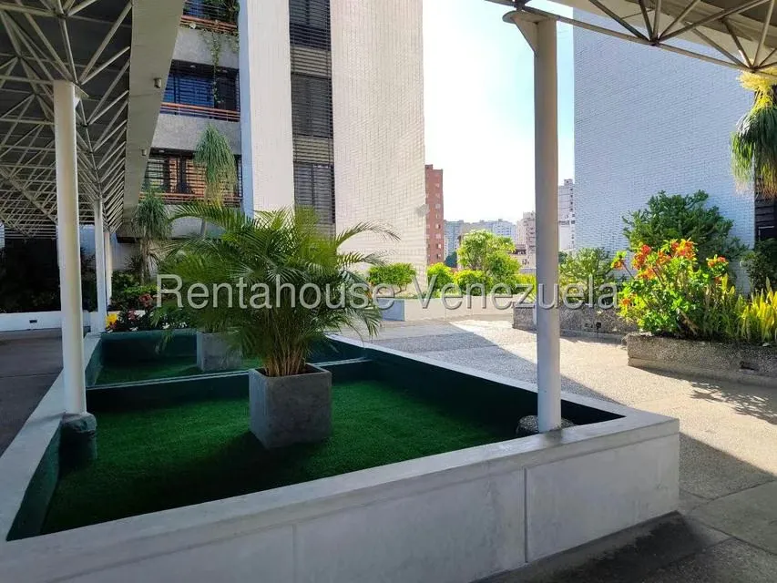 Apartamento (1 Nivel) en Alquiler en El Rosal, Distrito Metropolitano - 3