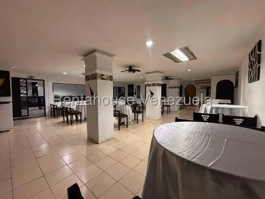 Local Comercial en Venta en Centro, Lara - 2