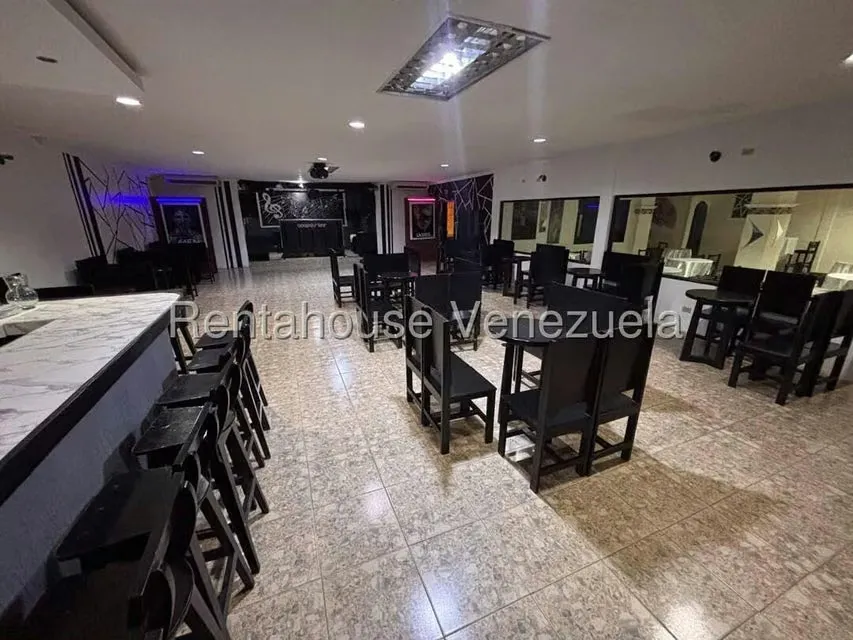 Local Comercial en Venta en Centro, Lara - 17