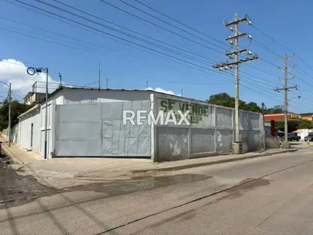 Galpón cerrado en venta en el Sector Los Haticos, Maracaibo