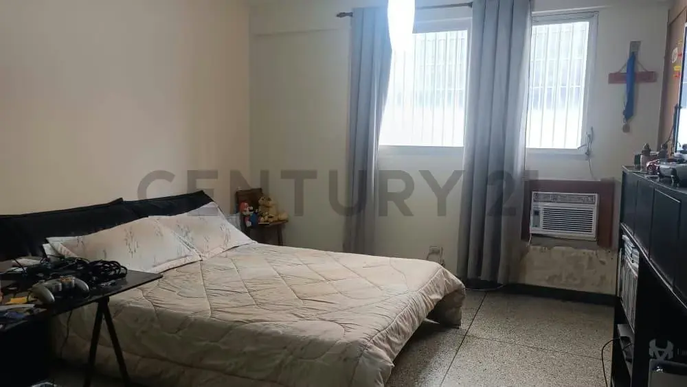En venta, local para restaurant con Casa, terreno, oficinas y galpón - 48