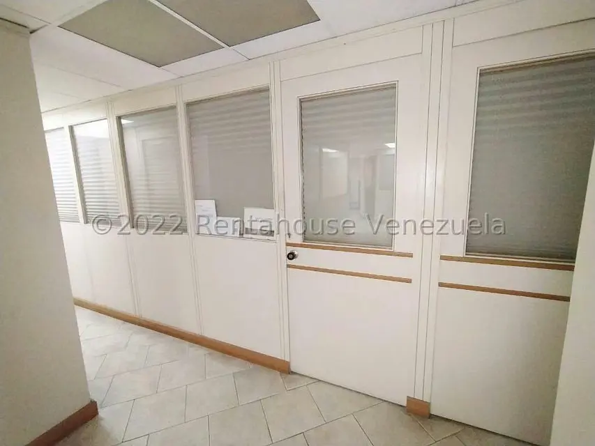Oficina en Venta en Municipio Guaicaipuro, Miranda - 21