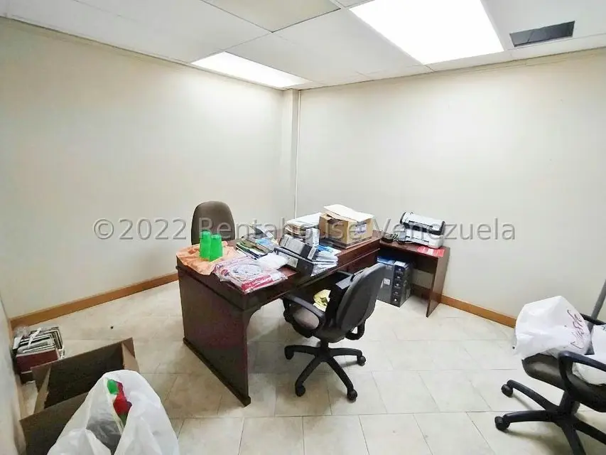 Oficina en Venta en Municipio Guaicaipuro, Miranda - 28