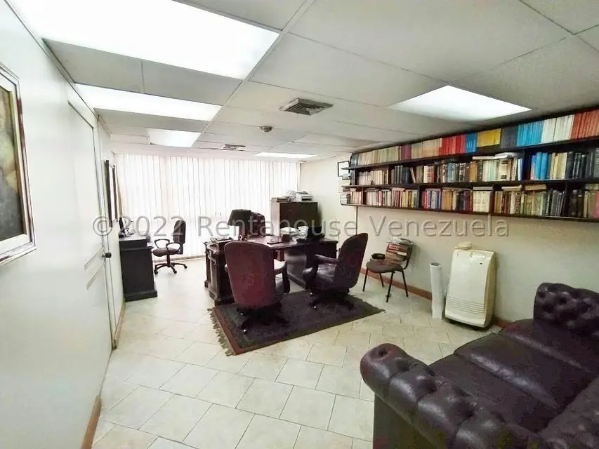 Oficina en Venta en Municipio Guaicaipuro, Miranda - 31