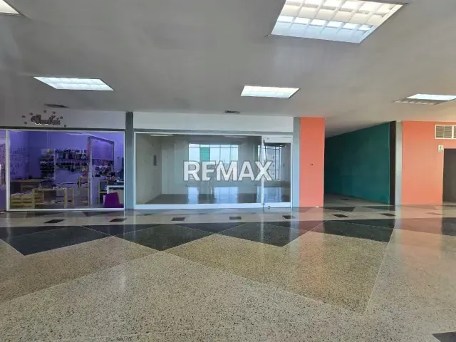 LOCAL COMERCIAL EN VENTA EN CABIMAS CENTER. CABIMAS (EN GRIS) - 4