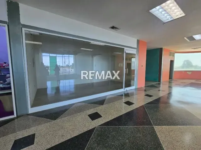 LOCAL COMERCIAL EN VENTA EN CABIMAS CENTER. CABIMAS (EN GRIS) - 6