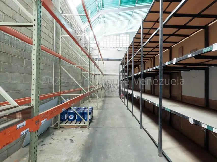 Galpon - Deposito en Venta en Zona Industrial 3, Lara - 18
