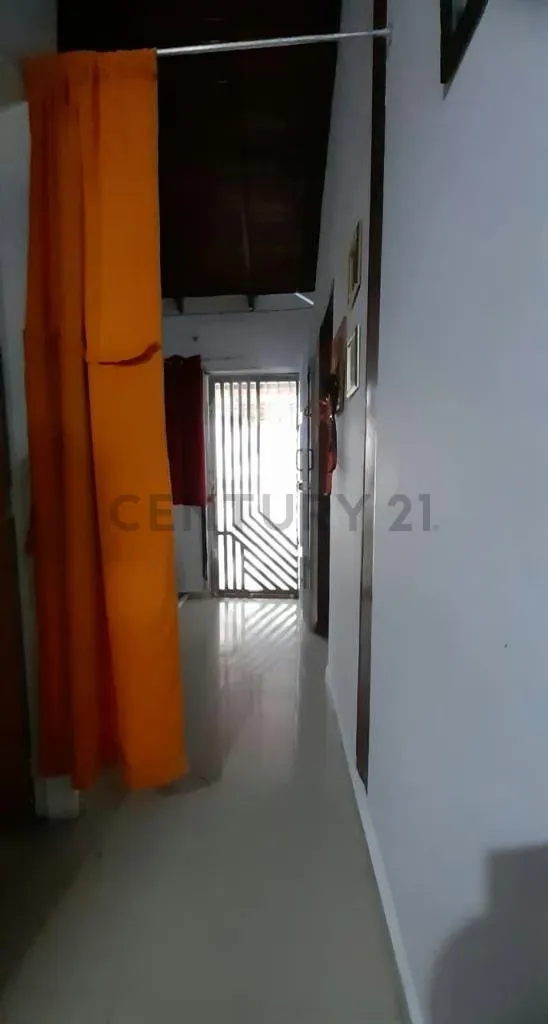 Venta de Casa - 3