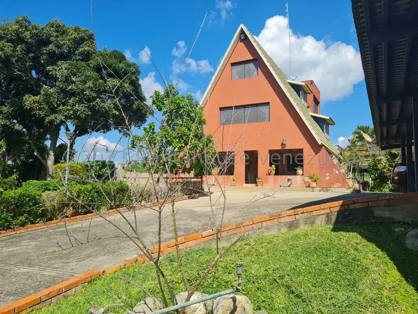 Casa (Multipes Niveles) en Venta en Tarabana, Lara
