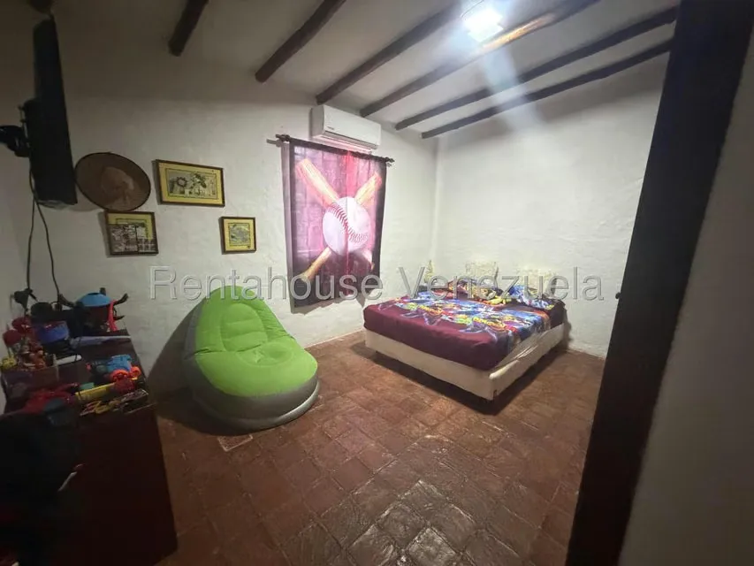 Casa (1 Nivel) en Venta en Casa Linda, Lara - 25