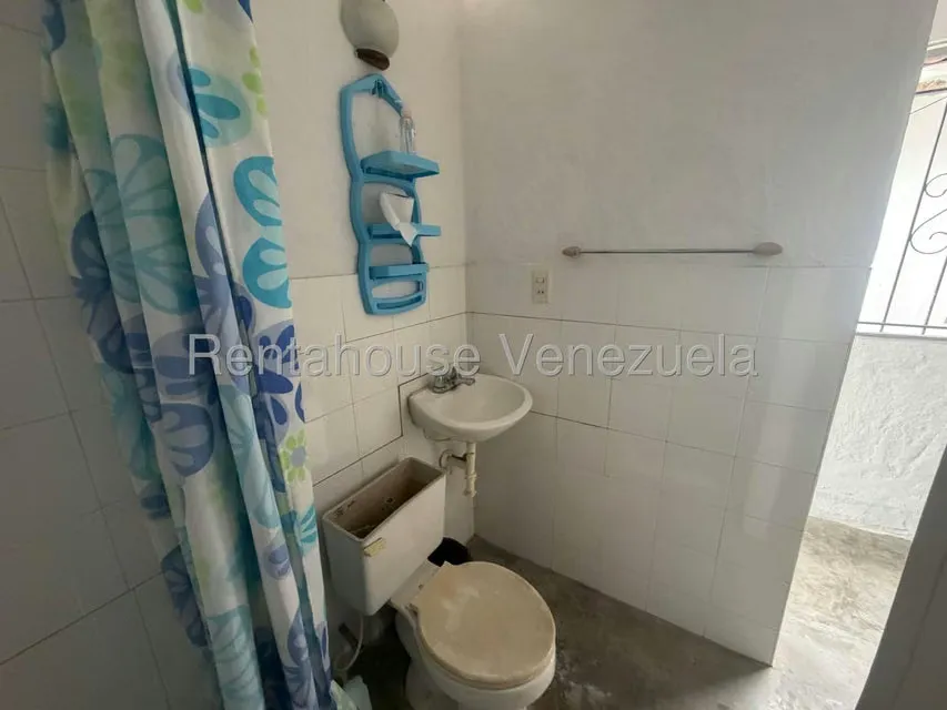 Casa (1 Nivel) en Venta en Casa Linda, Lara - 30