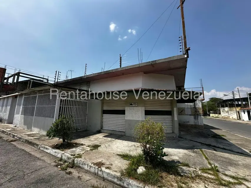 Local Comercial en Alquiler en Mario Briceno Iragorry, Aragua