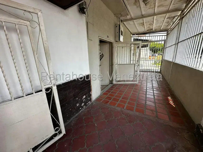 Local Comercial en Alquiler en Mario Briceno Iragorry, Aragua - 12