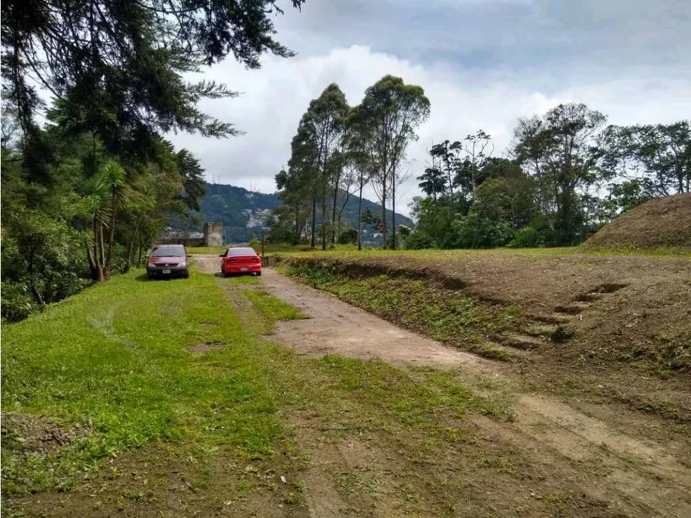 Vendo terreno 18.100m2 El Junquito 4753 - 12