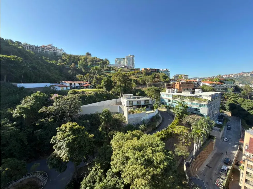 Se vende Apto PH 354m² 4h+1s/4.5b+1s/4p Lomas de Las Mercedes