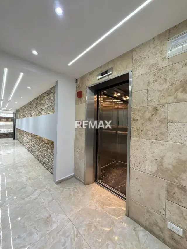 En Venta PH Dúplex en Obra Gris - Residencias Caesars Palace - 3
